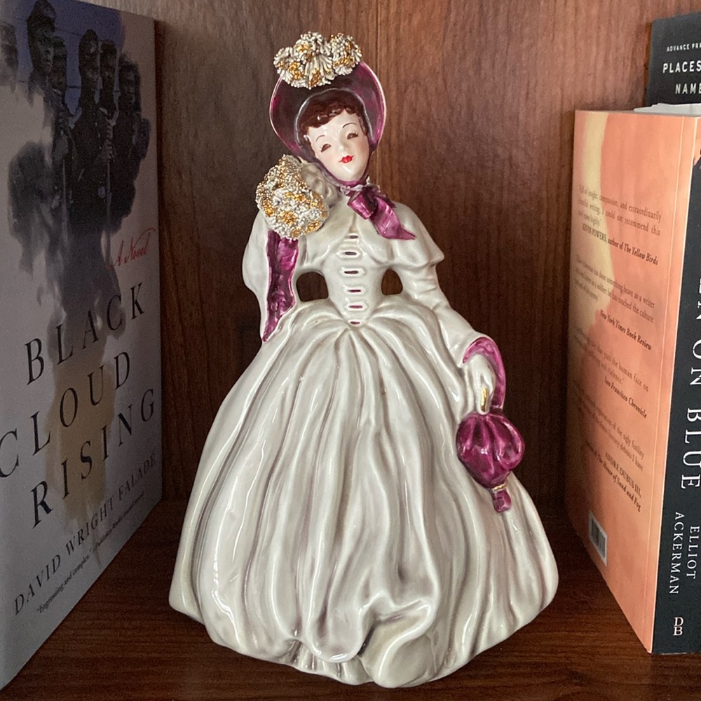 Vintage "Scarlett" Gone with the Wind Grey & Burgundy Figurine Florence Ceramics
